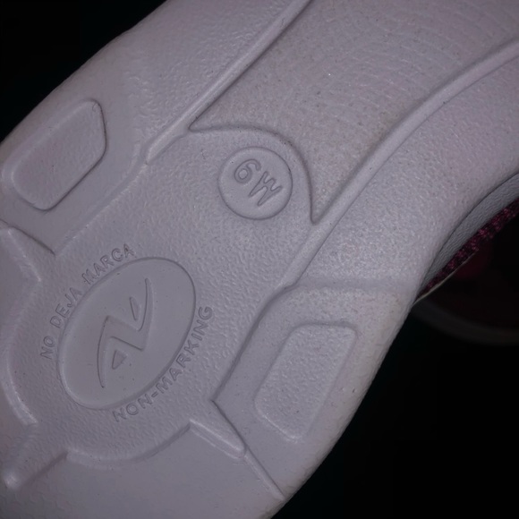 Shoes - Picture 2 of 3